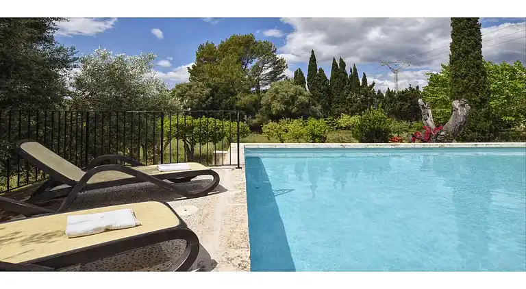 Semesterbostad i Búger