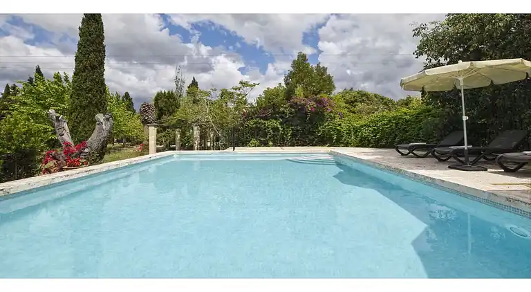 Semesterbostad i Búger