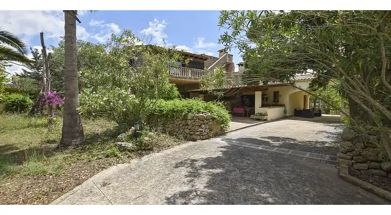 Semesterbostad i Búger