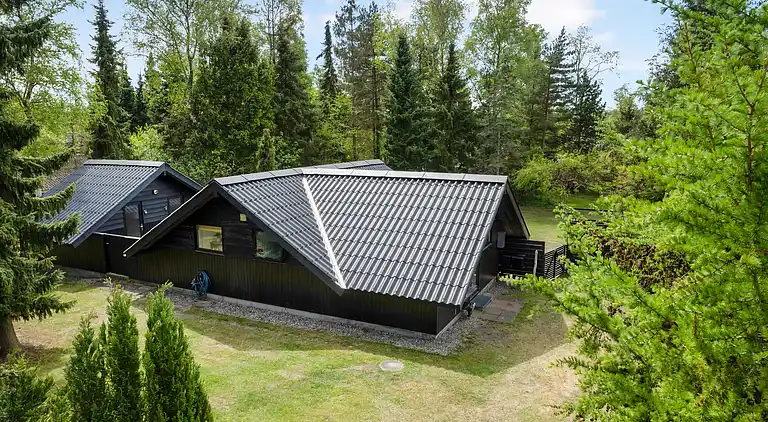 Charmerende sommerhus i Marielyst lyst tæt på strand & skov