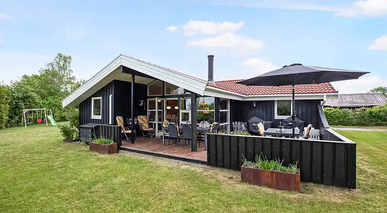 Godt møblert familiesommerhus på Nordsjælland 8+2