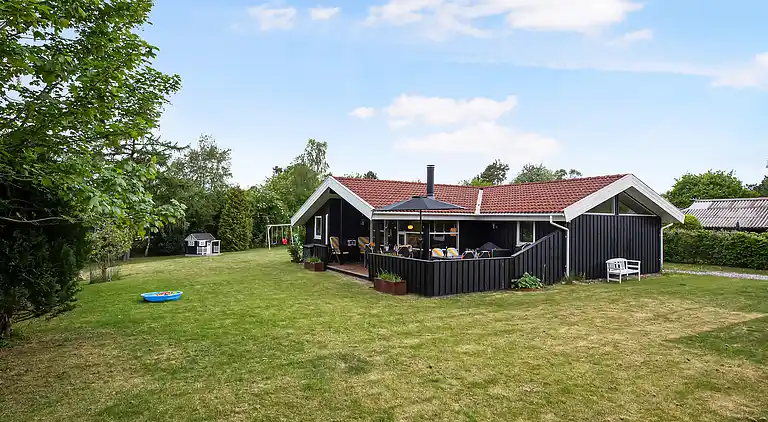 Godt møblert familiesommerhus på Nordsjælland 8+2