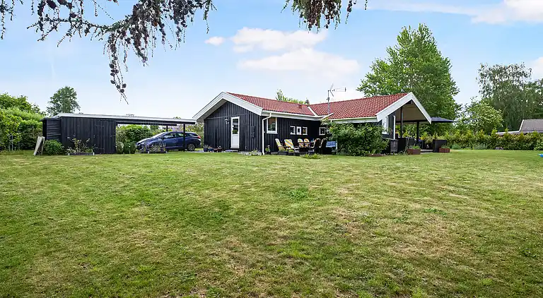 Godt møblert familiesommerhus på Nordsjælland 8+2
