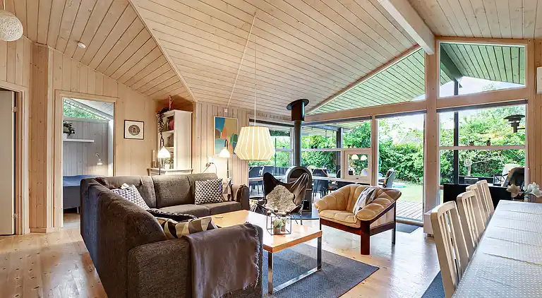 Godt møblert familiesommerhus på Nordsjælland 8+2