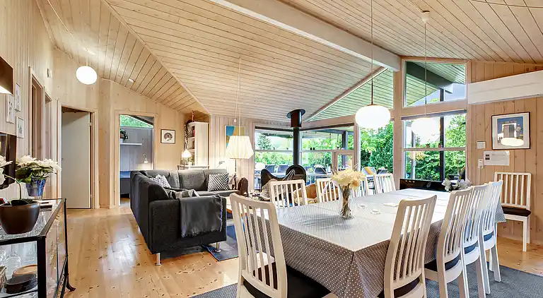 Godt møblert familiesommerhus på Nordsjælland 8+2