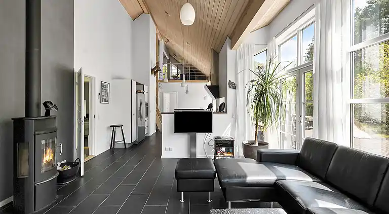 Lækkert feriehus på en dejlig naturgrund