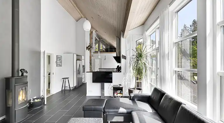 Lækkert feriehus på en dejlig naturgrund