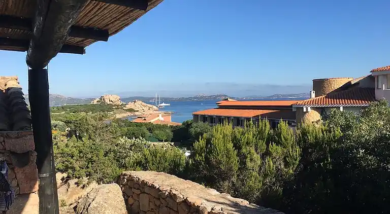 Strandwohnung Baja Sardinia - Vermietet vom 4. Juli 2026 bis