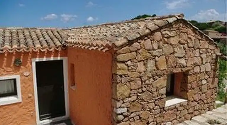 Strandwohnung Baja Sardinia - Vermietet vom 4. Juli 2026 bis