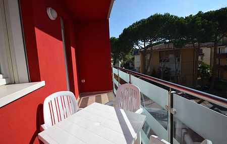 Modernes Apartment mit privatem Garten in Rosolina Mare von