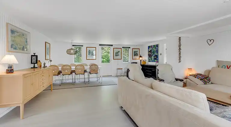 Unikt sommerhus i rolige omgivelser