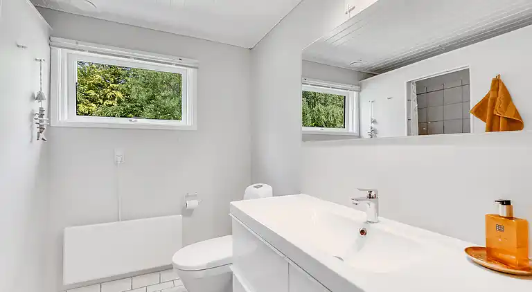 Unikt sommerhus i rolige omgivelser