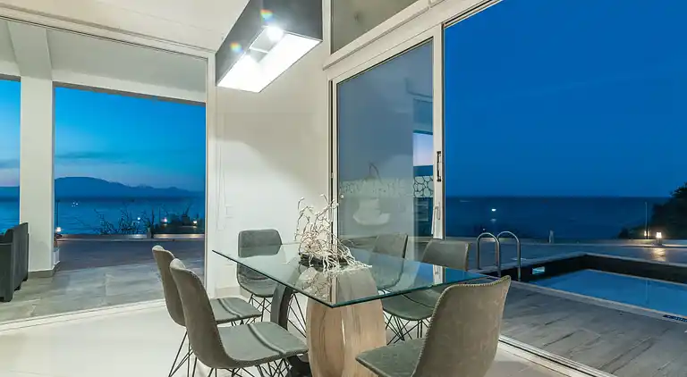 Luxury Villa Cavo Mare Thalassa with private pool & jacuzzi