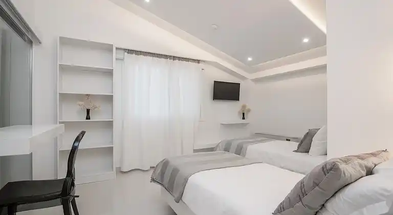 Luxury Villa Cavo Mare Thalassa with private pool & jacuzzi