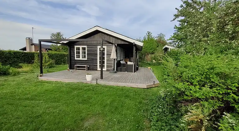 Small cozy summer house near the Isefjord