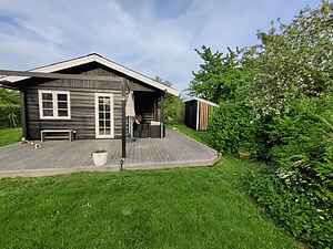 Lille hyggeligt sommerhus nær Isefjorden