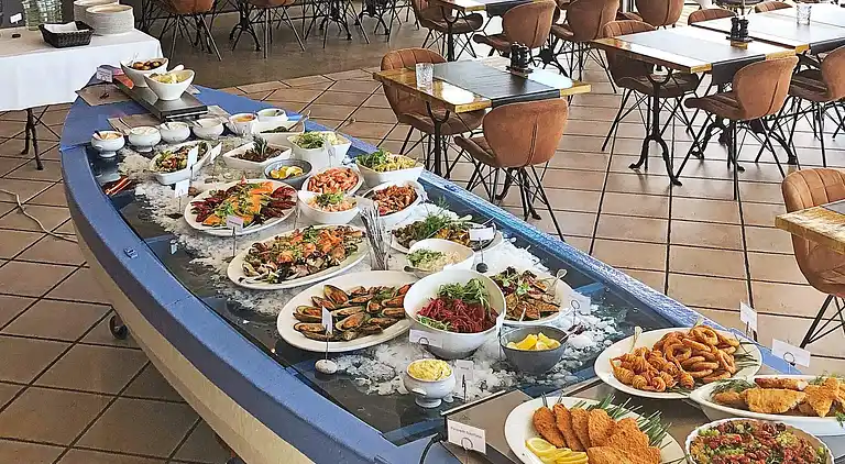 2 room w/seaview,ground/1 st floor