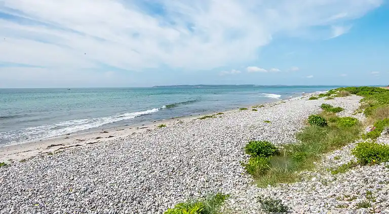 Sommerhus ved Øer Strand