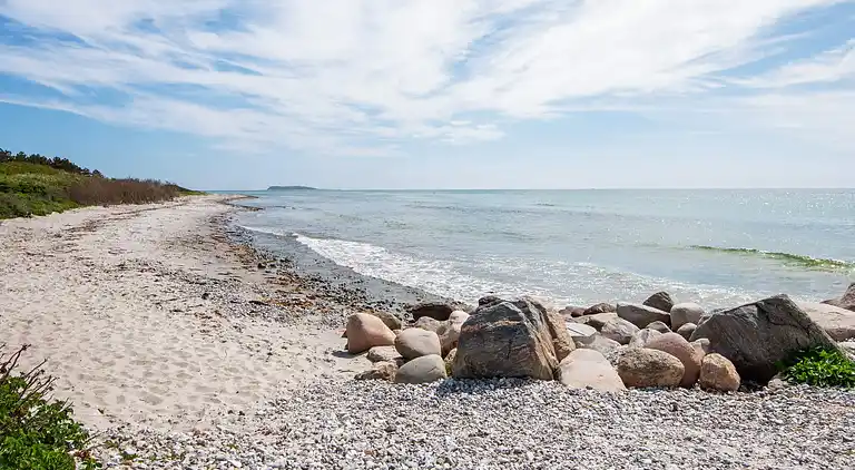 Sommerhus ved Øer Strand