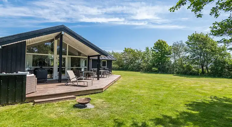 Sommerhus ved Rindby Strand