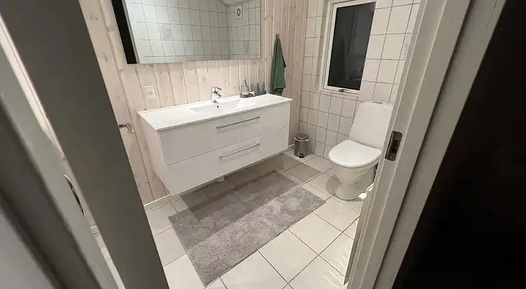 Ferienhaus in der 2. Reihe von Enøs Küste