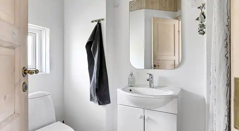 Hyggeligt sommerhus i naturrige omgivelser