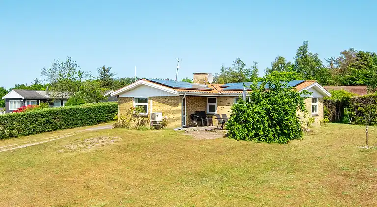 Holiday home in Allingåbro