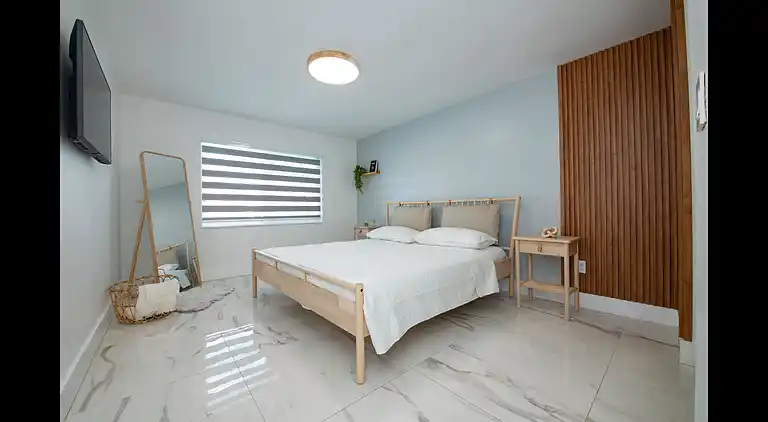 Maggie Home In Kendall - Pool And Tiki Bar