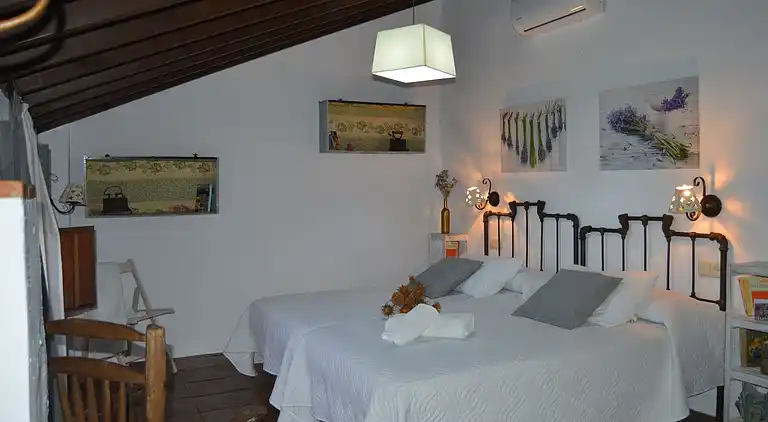 Gårdshus i Fuentes de Cesna