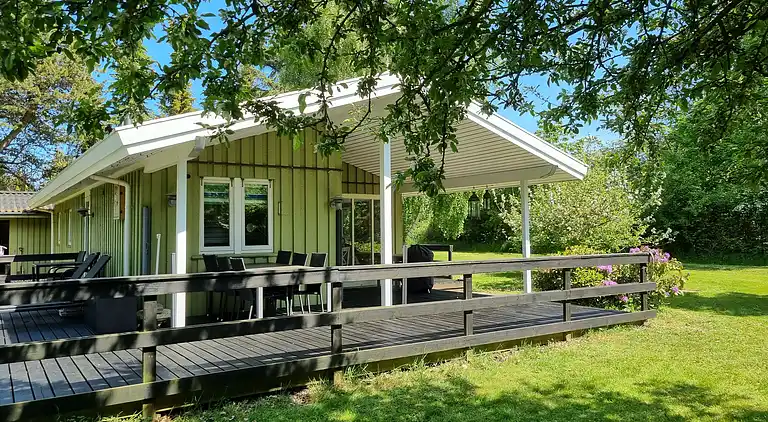 Freistehendes Sommerhaus im schönen Langeland