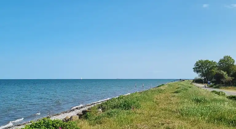 Freistehendes Sommerhaus im schönen Langeland