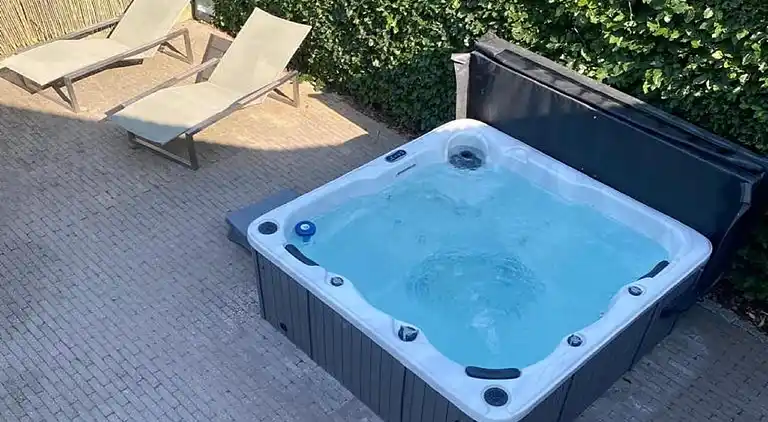 Villa i Klein-Gelmen