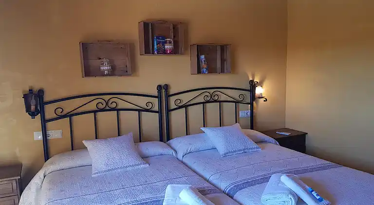 Farm house in Fuentes de Cesna