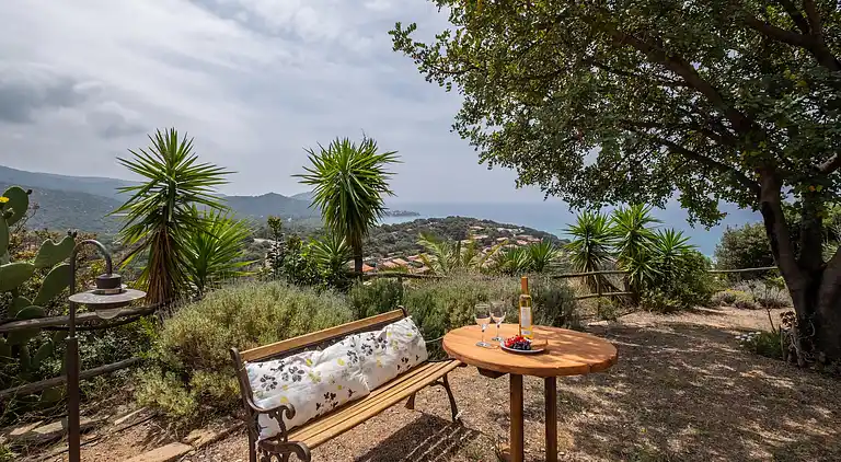 Apartment in Geremeas