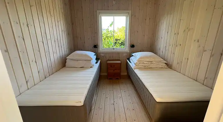 Ferienhaus in der 2. Reihe von Enøs Küste