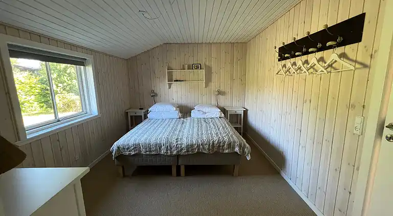 Ferienhaus in der 2. Reihe von Enøs Küste