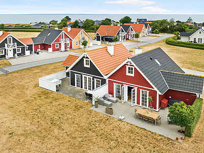 Strandgårdsvej 77, Bro Mark