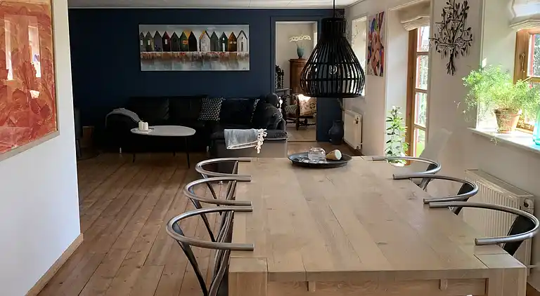 Idyllisk landsted på solskinsøen