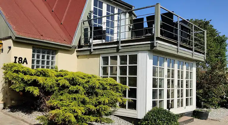 Kindvriendelijk huisje met groot binnenzwembad