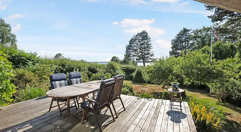 Schönes Sommerhaus mit herrlichem Blick