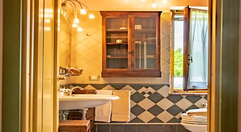 Hytte i Massa e Cozzile