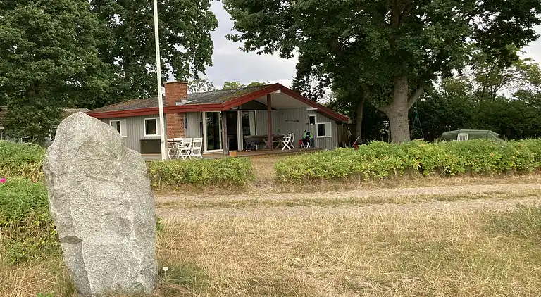 Ferienhaus in 1. Reihe zum schönen Strand