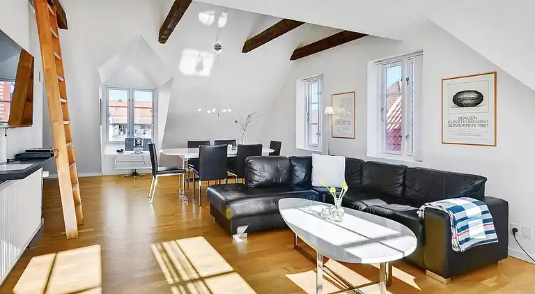 Penthouse i Skagen med privat solterrasse