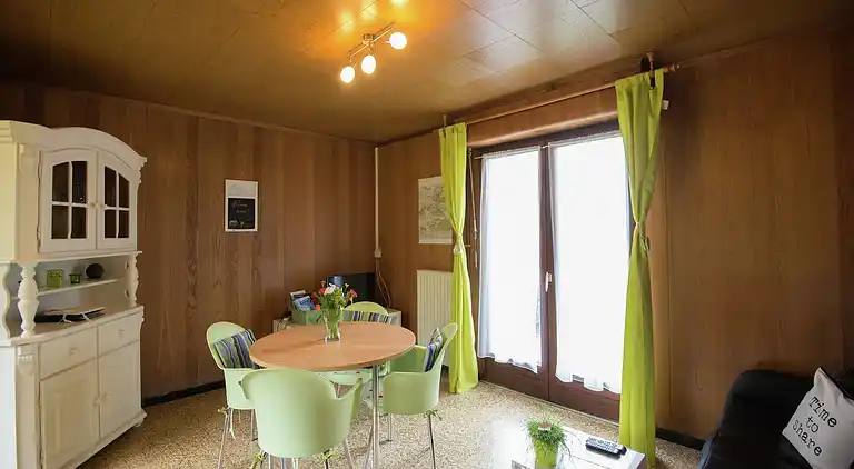 Sommerhus i Froidchapelle