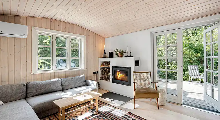 Charmerende sommerhus tæt på smuk badestrand