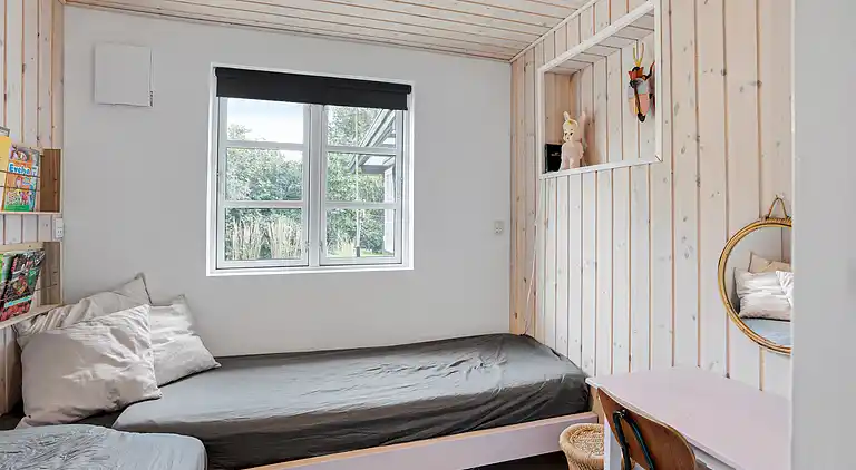 Charmerende sommerhus tæt på smuk badestrand