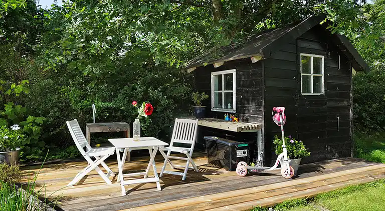 Charmerende sommerhus tæt på smuk badestrand