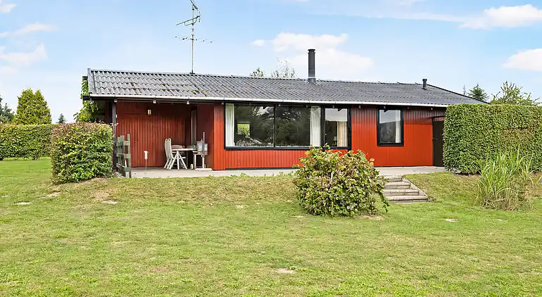 Feriehus 100 meter fra en nydelig strand