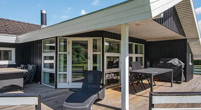 Sommerhus ved Fjellerup Strand