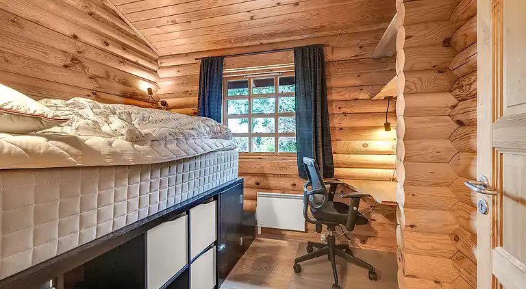 Charmerende sommerhus med vildmarksbad